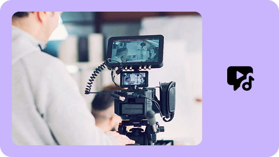 Videoproduktion mit professioneller Kamera und Monitor im Studio