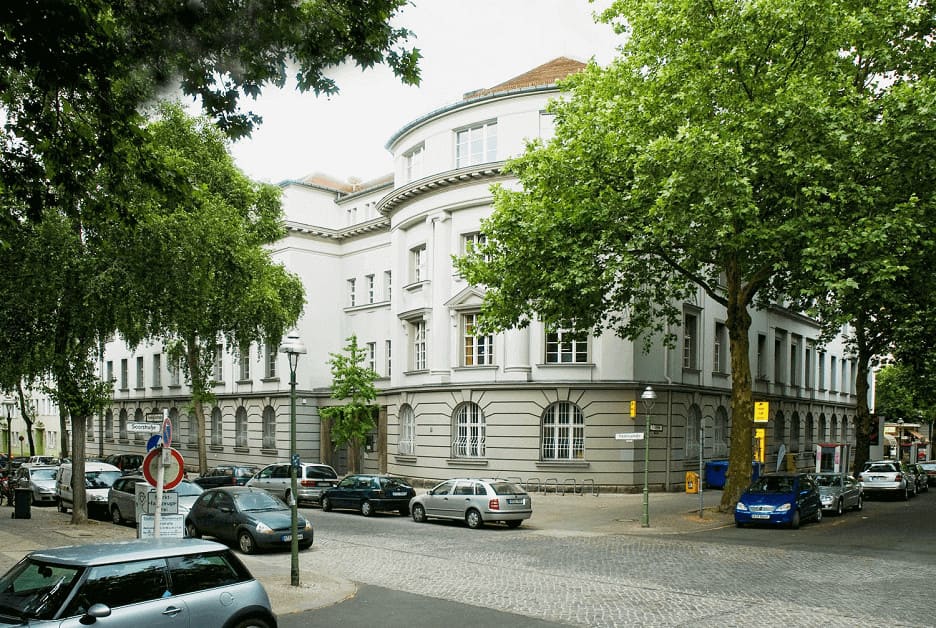 Ein Bild des Firmengebäudes von JustRelate in Berlin.