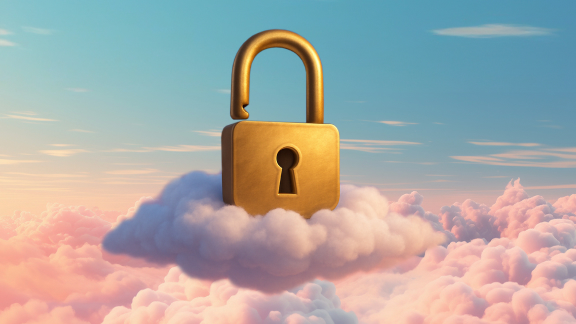 Volle Souveränität und Sicherheit Goldenes Vorhängeschloss auf einer Wolke über einer weichen Wolkenlandschaft als Symbol für Cloud-Sicherheit und Datenschutz.